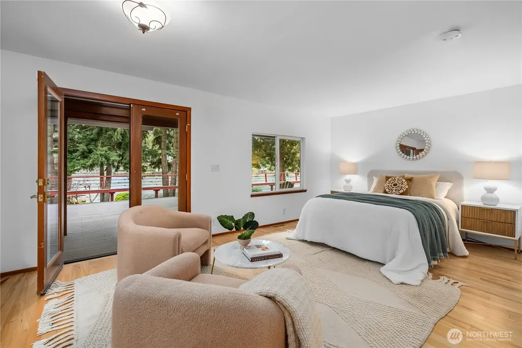 6810 NE Wood Bay Lane Poulsbo WA 98370