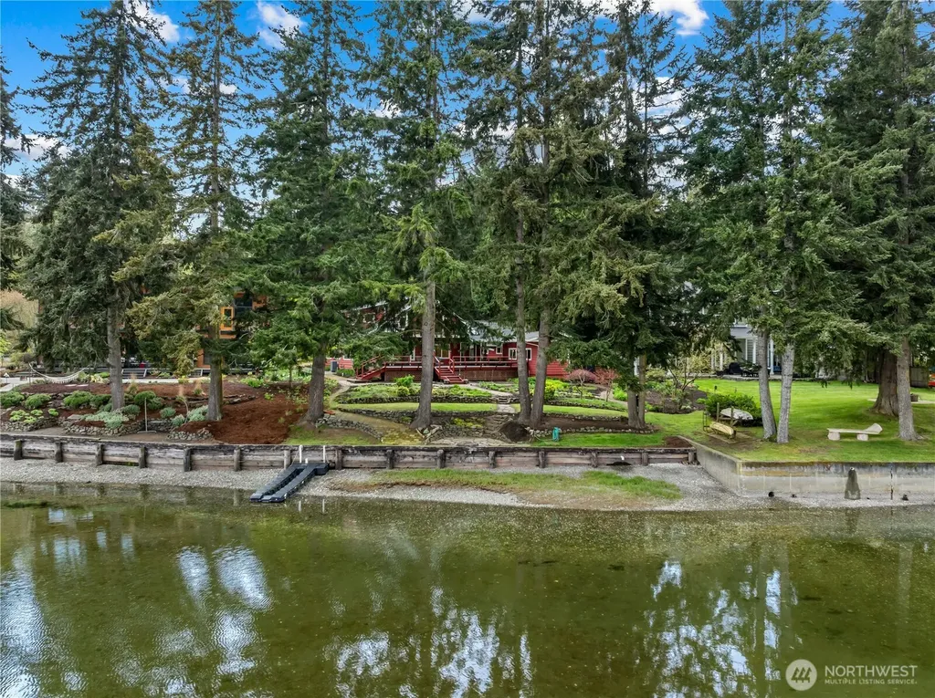 6810 NE Wood Bay Lane Poulsbo WA 98370