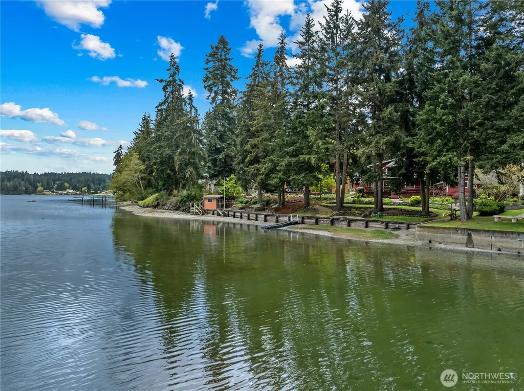 6810 NE Wood Bay Lane Poulsbo WA 98370