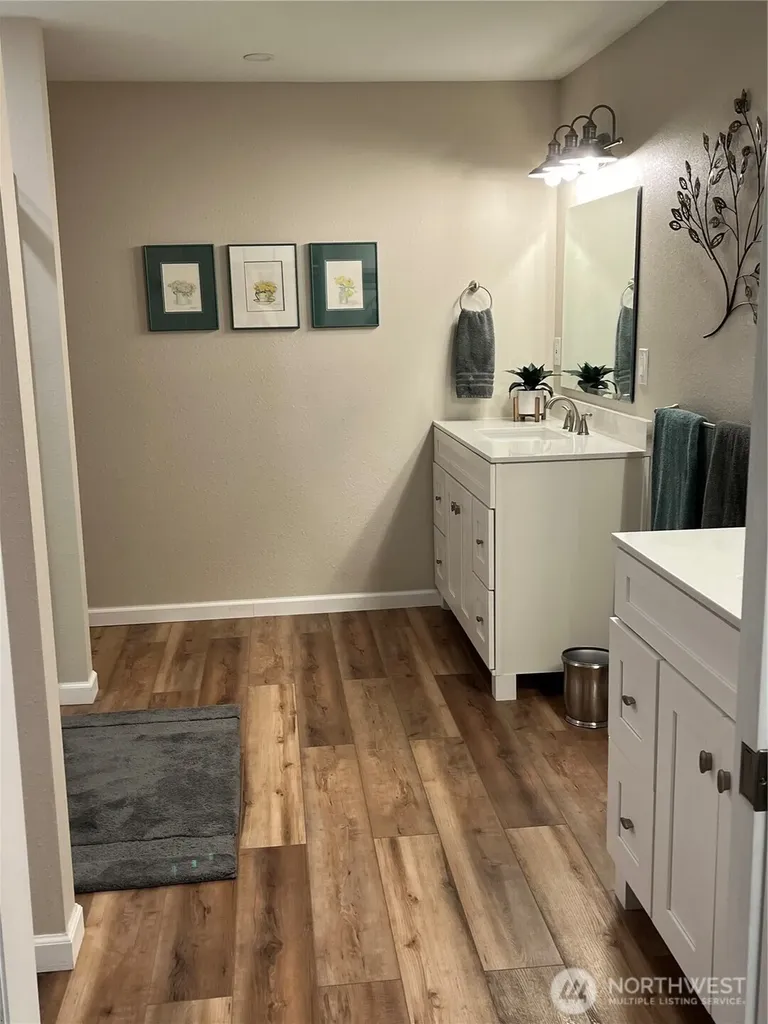 102 N Narwhal Loop NW Ocean Shores WA 98569