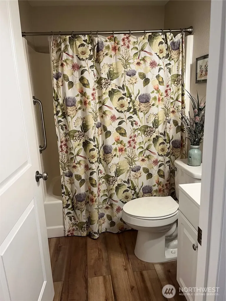 102 N Narwhal Loop NW Ocean Shores WA 98569