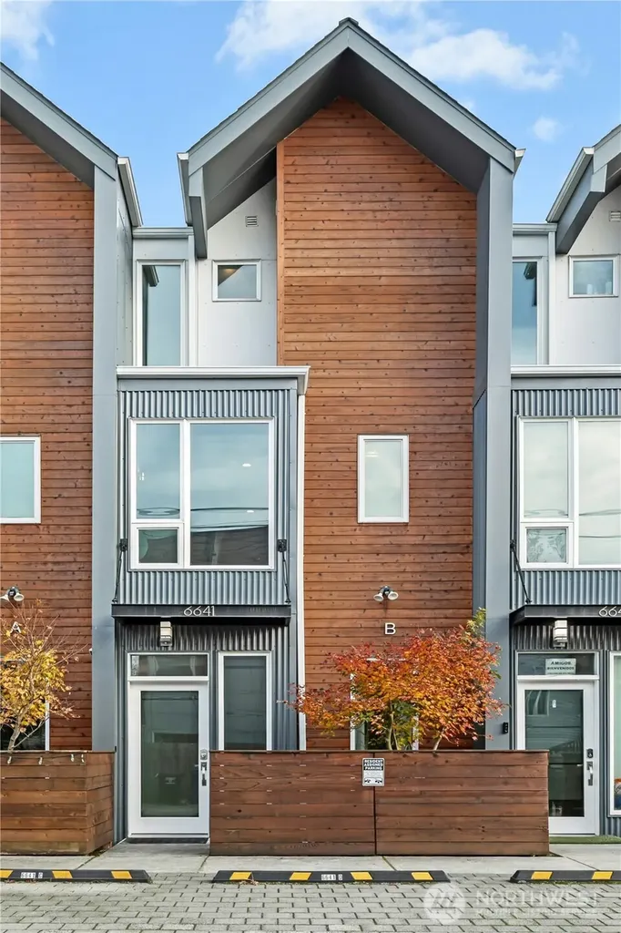 6641 Carleton Avenue S Seattle WA 98108
