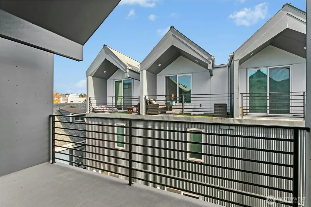 6641 Carleton Avenue S Seattle WA 98108