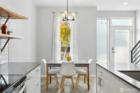 6641 Carleton Avenue S Seattle WA 98108