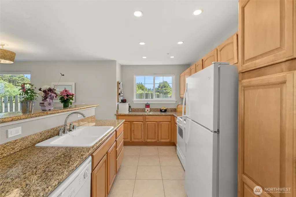 1600 W Ocean Avenue Westport WA 98595