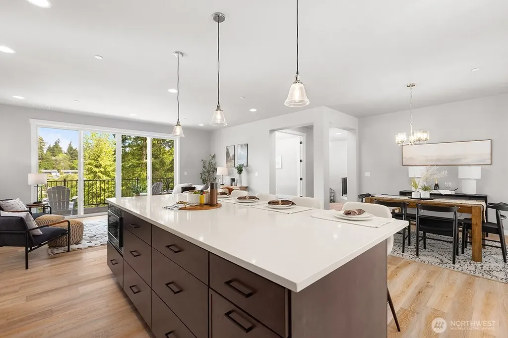 7907 S 132 Street Seattle WA 98178