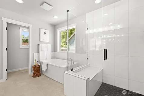 7907 S 132 Street Seattle WA 98178