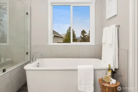 7907 S 132 Street Seattle WA 98178