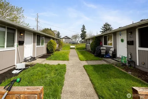 3703 S Manitou Tacoma WA 98409