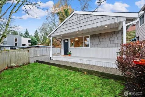 7552 21st Avenue SW Seattle WA 98106