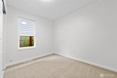 7552 21st Avenue SW Seattle WA 98106