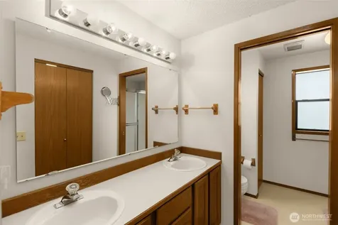 24124 8th Place W Bothell WA 98021
