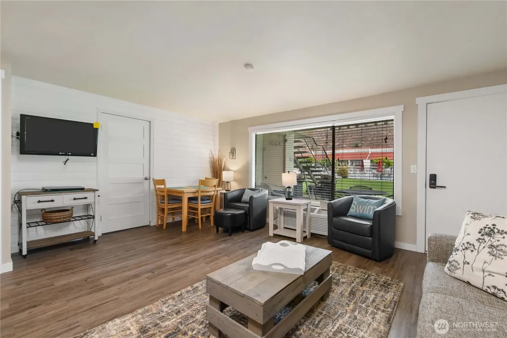 8903 Crescent Bar Road NW Quincy WA 98848