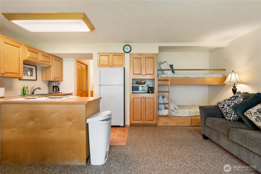 8903 Crescent Bar Road NW Quincy WA 98848