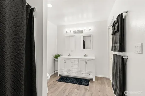 401 W Ocean Avenue Westport WA 98595
