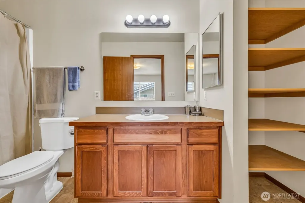 118 Wind River Drive Chehalis WA 98532