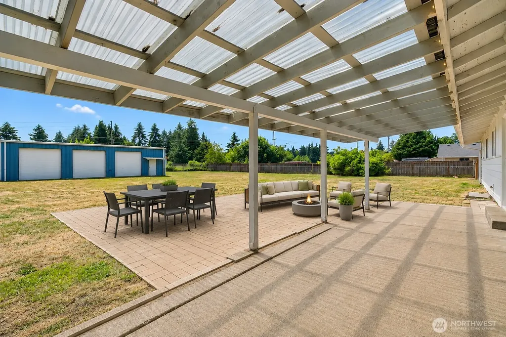 8315 9th Way SE Olympia WA 98513