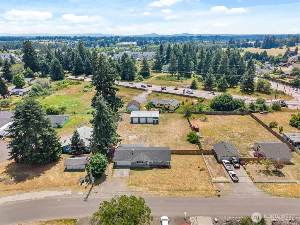 8315 9th Way SE Olympia WA 98513