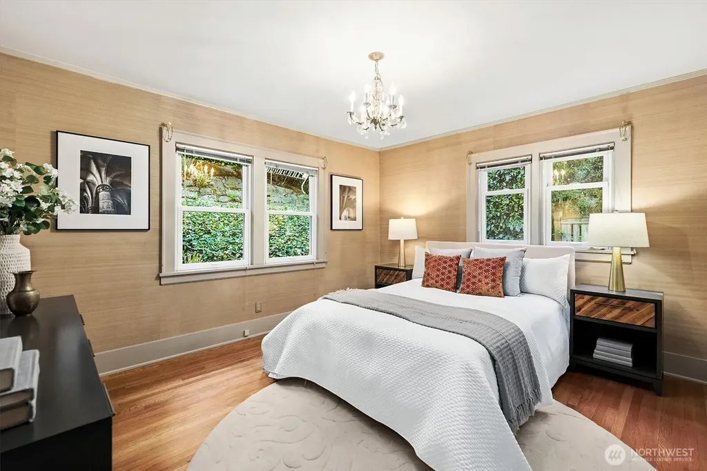 2514 Lake Park Drive S Seattle WA 98144