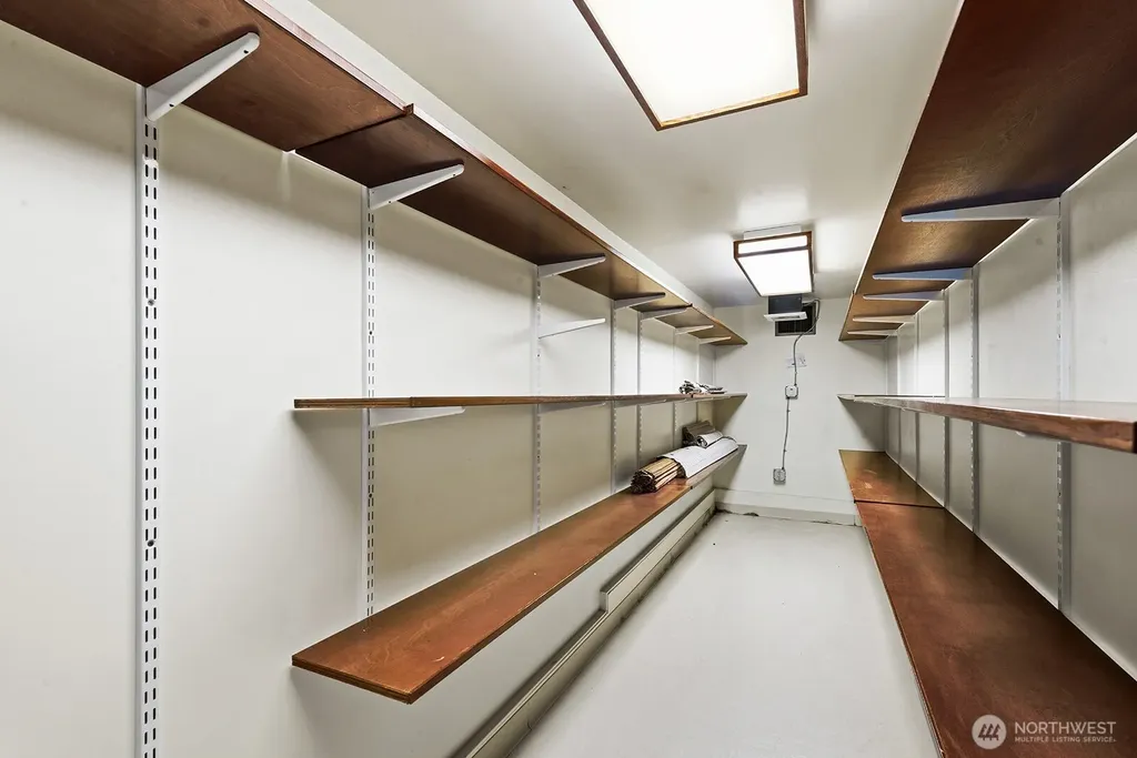 2514 Lake Park Drive S Seattle WA 98144