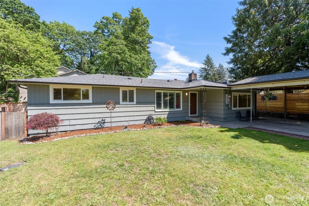 311 Hixon Drive SE Tumwater WA 98501