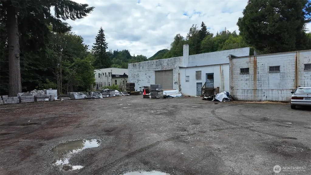 45900 Main Street Concrete WA 98237