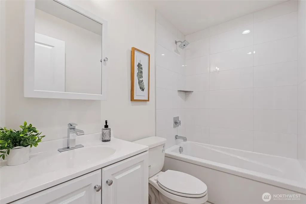 11231 Greenwood Avenue N Seattle WA 98133