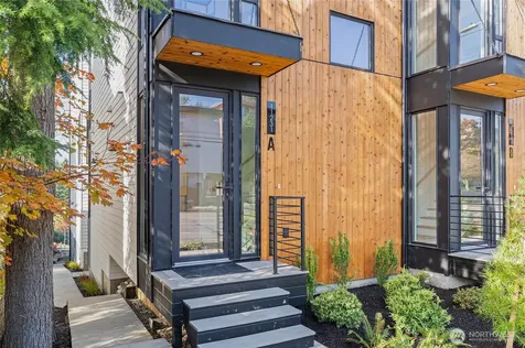 11231 Greenwood Avenue N Seattle WA 98133