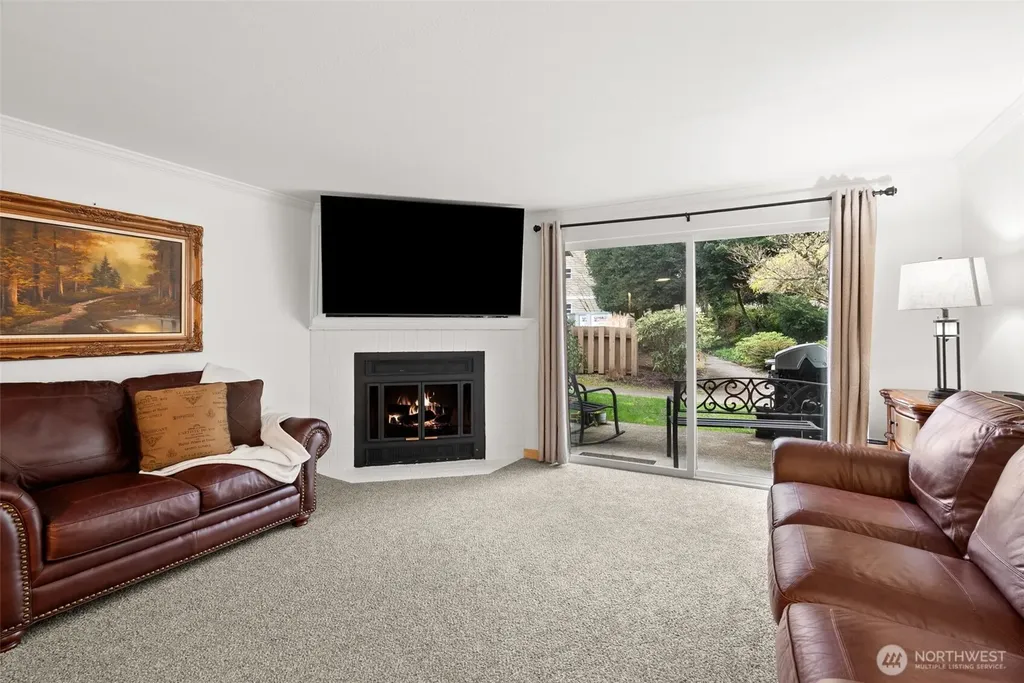 3931 NW Fairway Lane Bremerton WA 98312