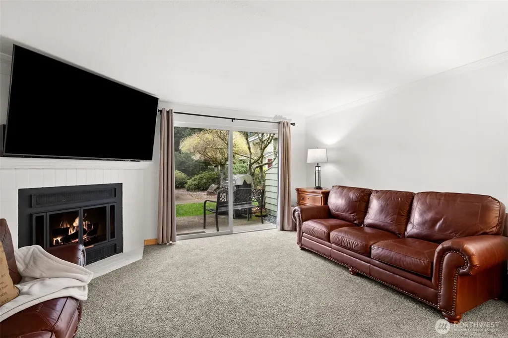 3931 NW Fairway Lane Bremerton WA 98312