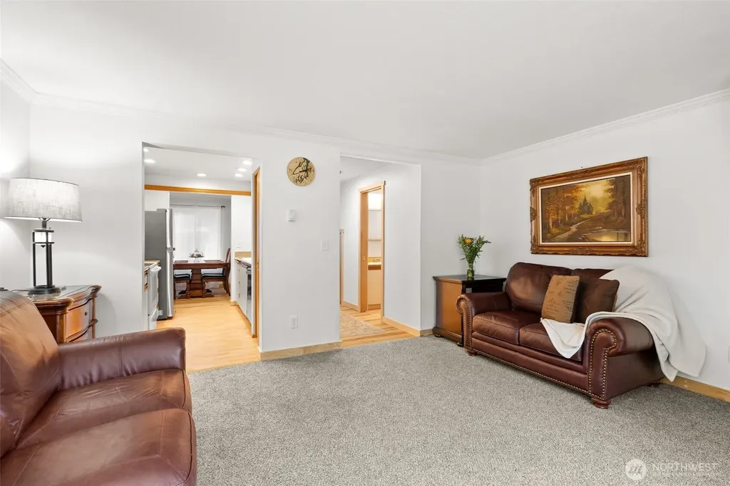 3931 NW Fairway Lane Bremerton WA 98312