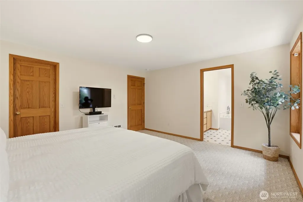 381 Cambrae Drive Camano Island WA 98282