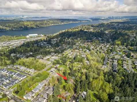 8213 118th Avenue SE Newcastle WA 98056