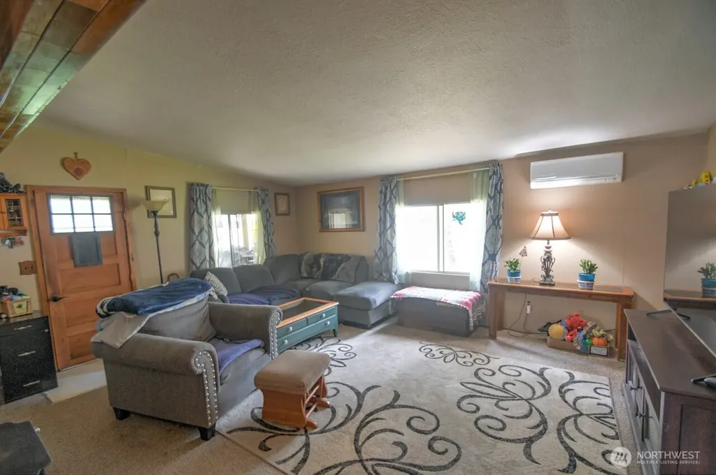 17340 Sargent Road SW Rochester WA 98579
