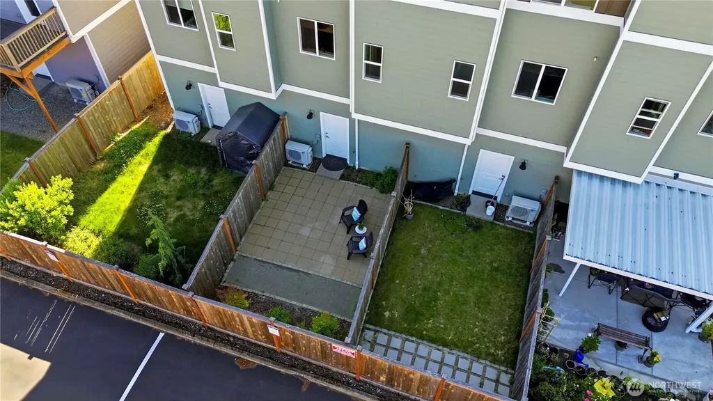 18128 1st Place SW Normandy Park WA 98166
