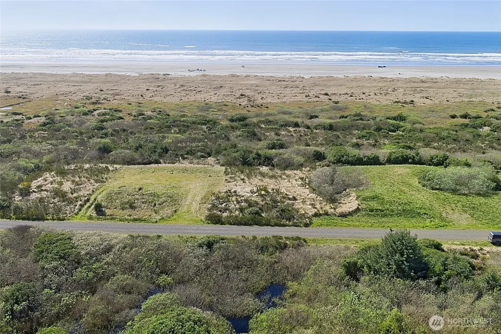 76 Dunes Lane Ocean Shores WA 98569