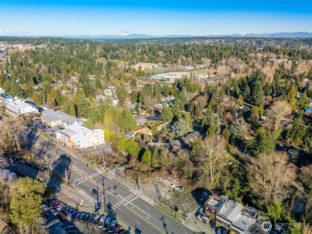 10400 Lake City Way NE Seattle WA 98125