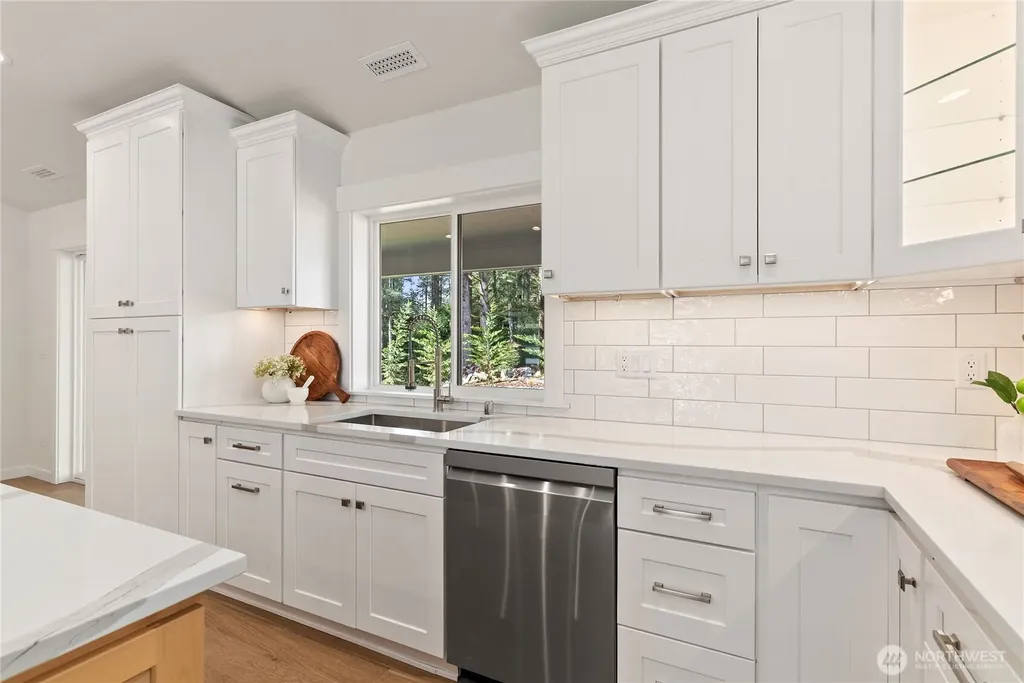 850 E Vine Maple Lane Union WA 98592