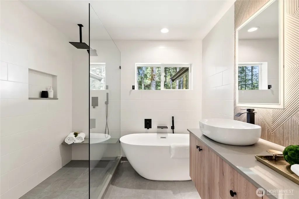 850 E Vine Maple Lane Union WA 98592