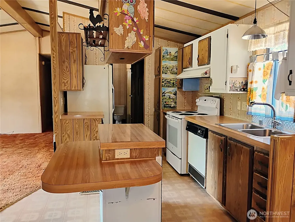 100 Heather Place Packwood WA 98361