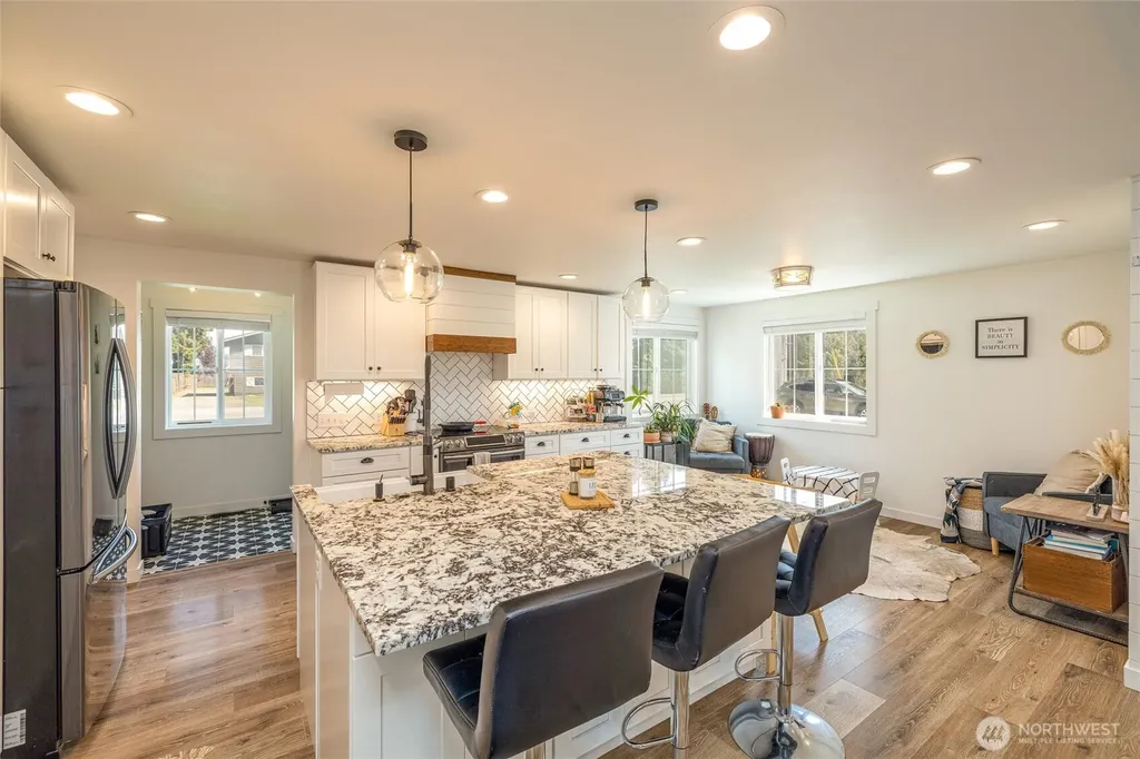 8679 Depot Road Lynden WA 98264