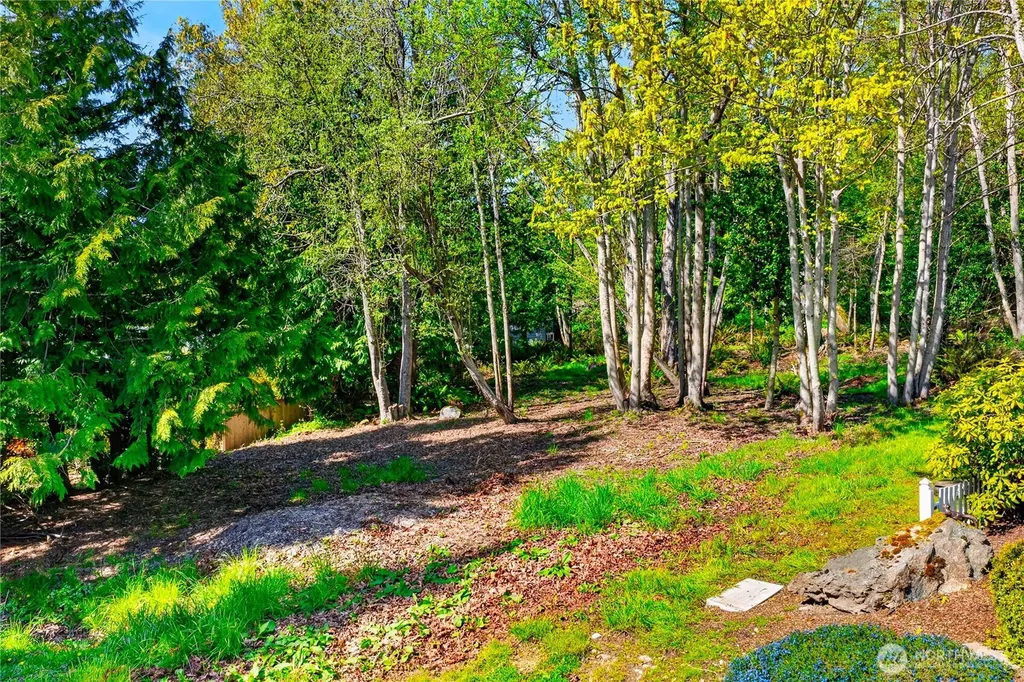 784 Lillooet La Conner WA 98257