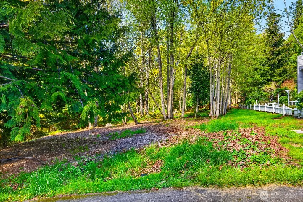 784 Lillooet La Conner WA 98257