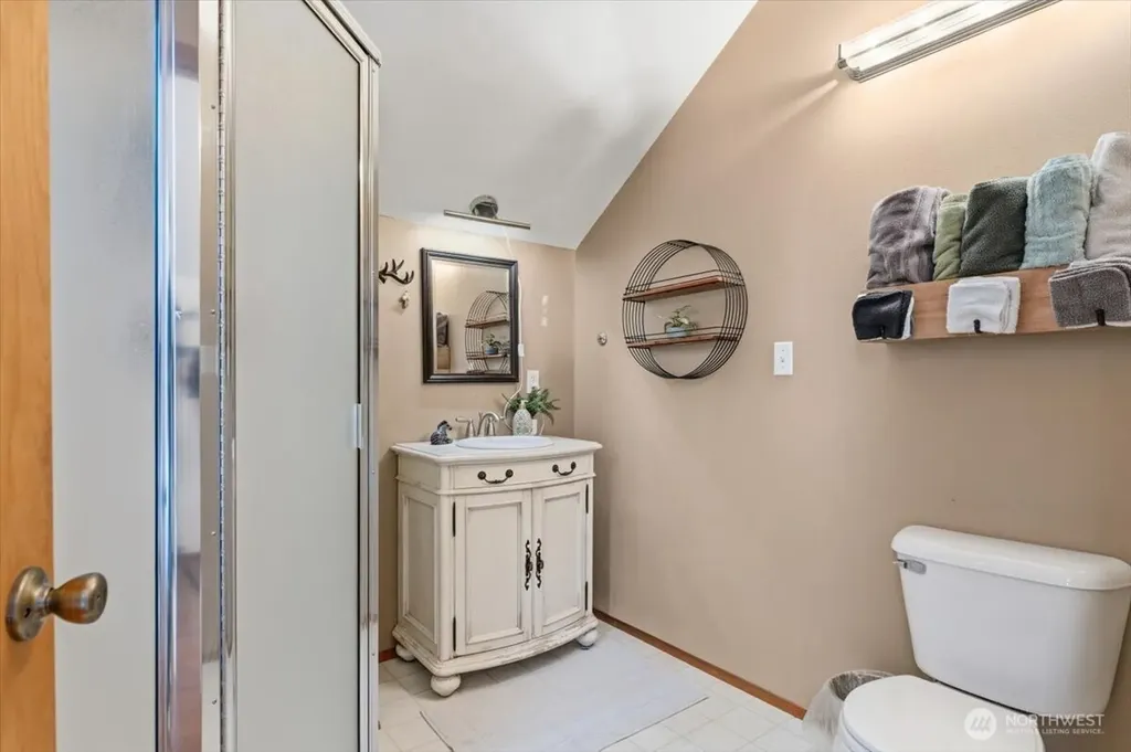 300 Sunset Way East Wenatchee WA 98802