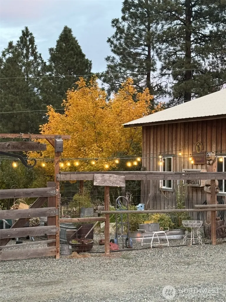 300 Sunset Way East Wenatchee WA 98802