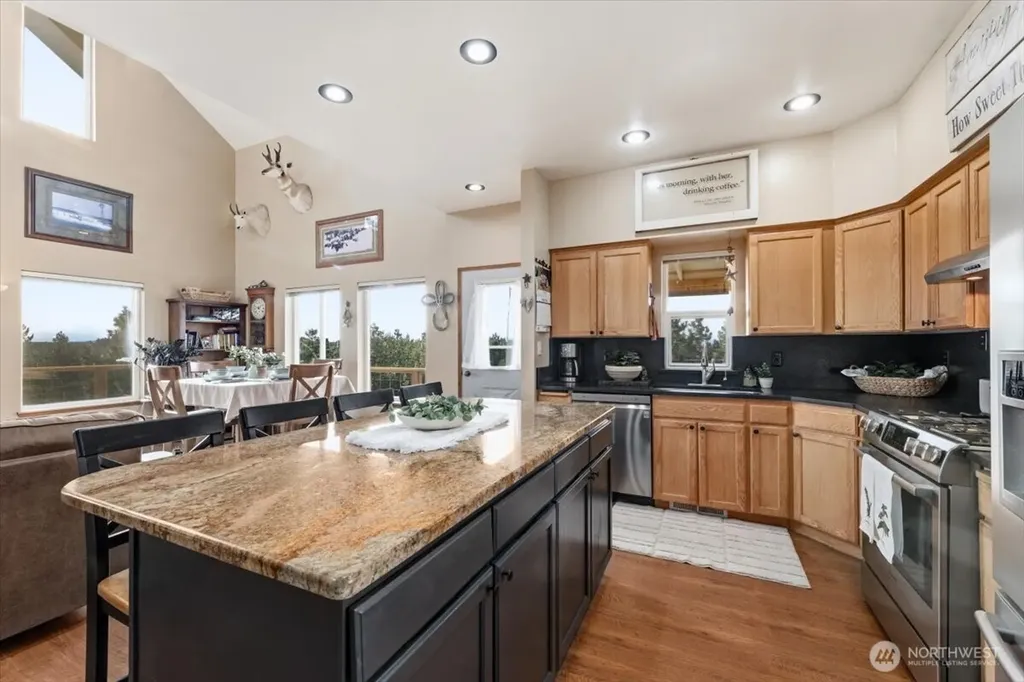300 Sunset Way East Wenatchee WA 98802