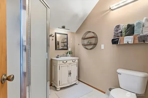 300 Sunset Way East Wenatchee WA 98802