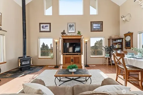 300 Sunset Way East Wenatchee WA 98802