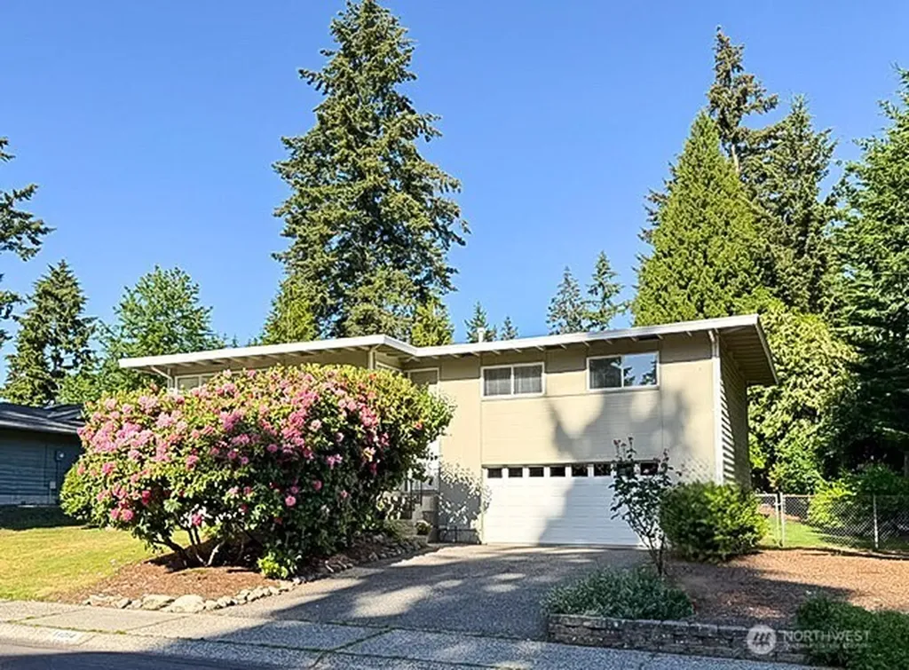 14014 118th Avenue NE Kirkland WA 98034