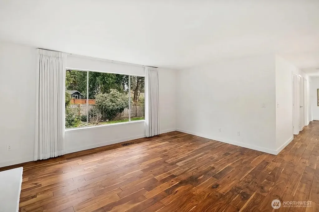 14014 118th Avenue NE Kirkland WA 98034